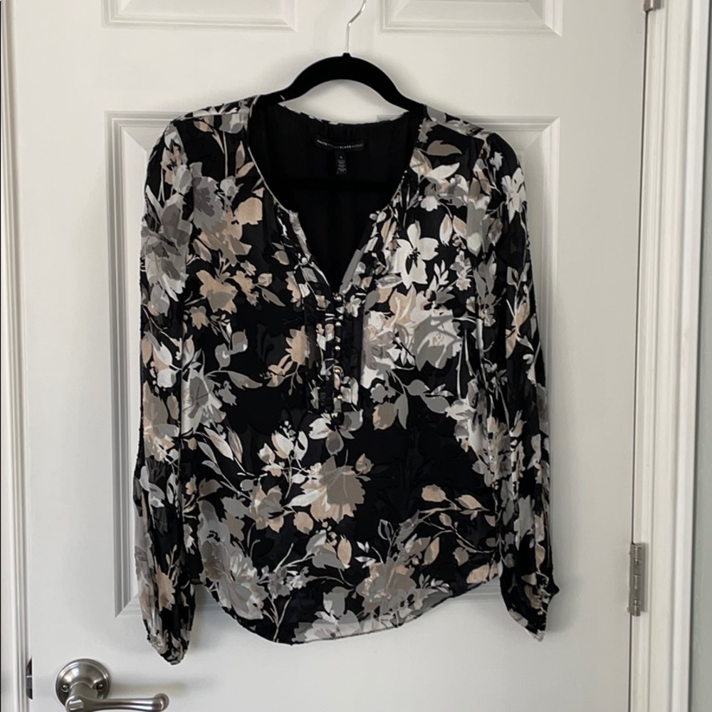 WHITE HOUSE BLACK MARKET SILK BLOUSE